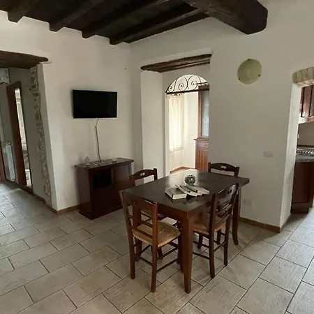 Le Casette - Affitti Turistici * Casteldilago